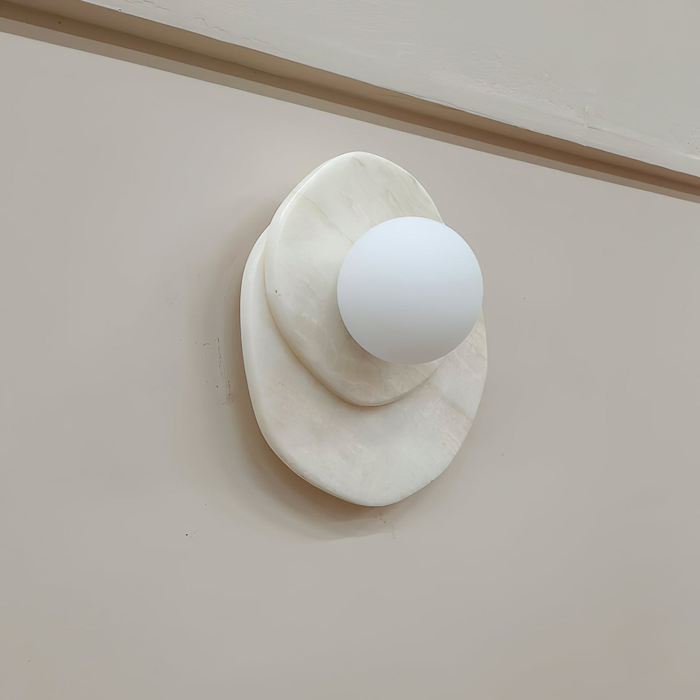 Alorarae Organic Alabaster Wall Light