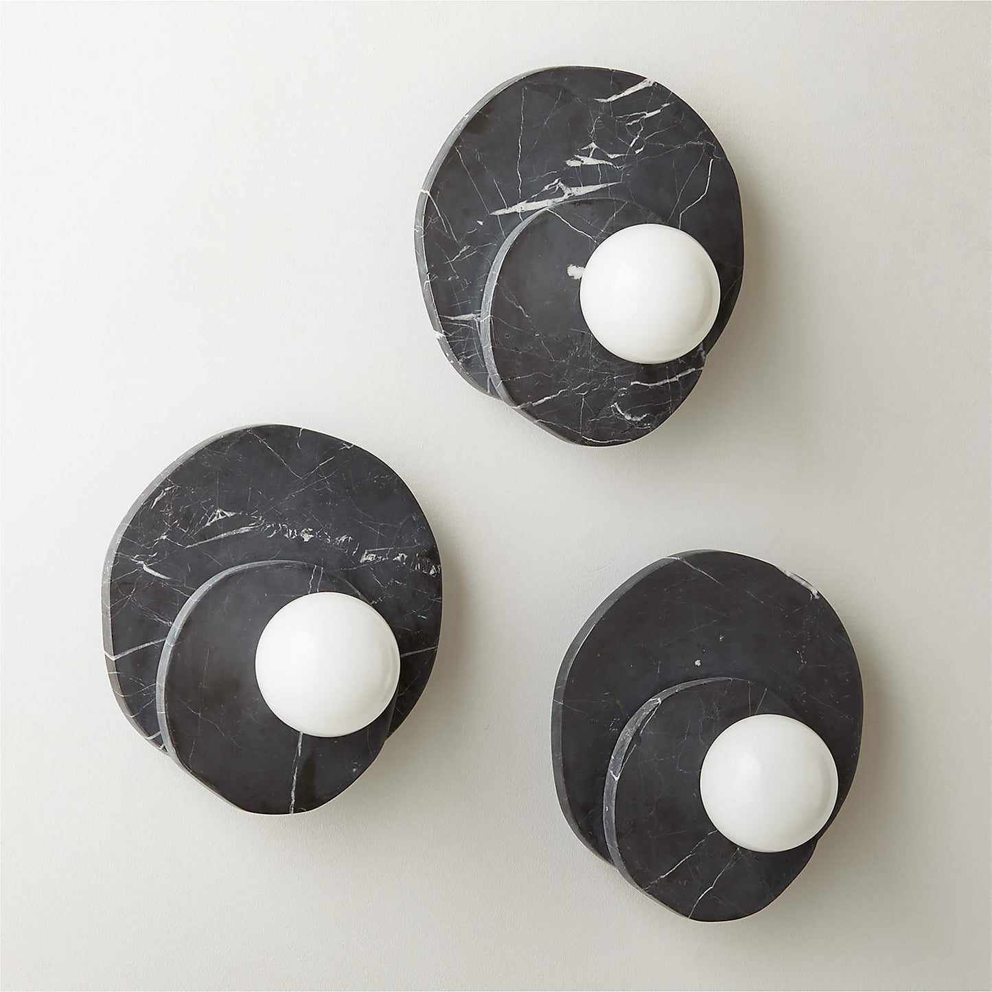 Alorarae Organic Alabaster Wall Light