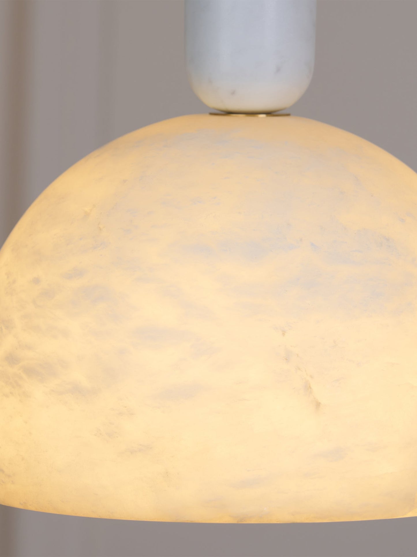 Culiror Minimalist Alabaster Pendant Light