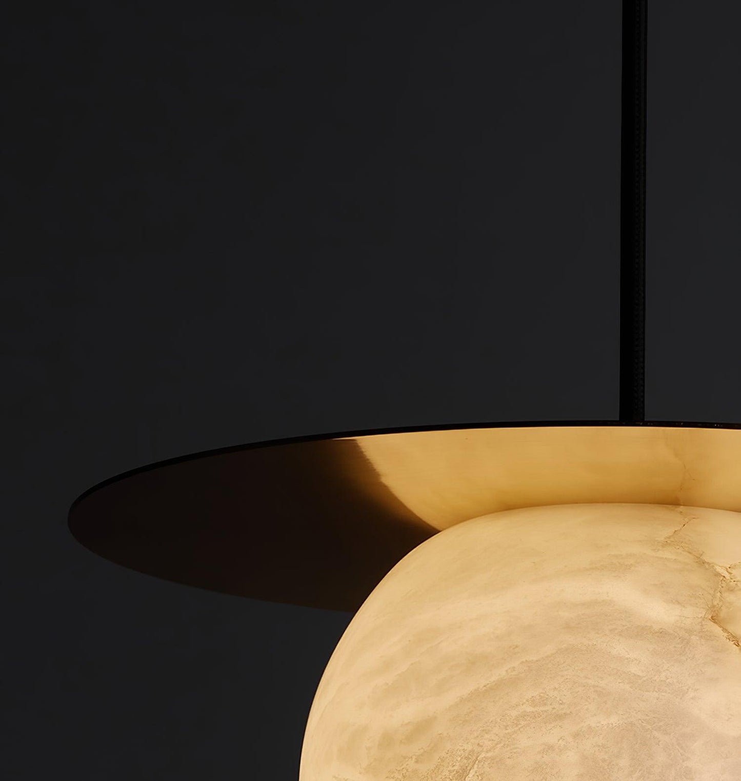 Nyvelyra Sphere Alabaster Pendant Light