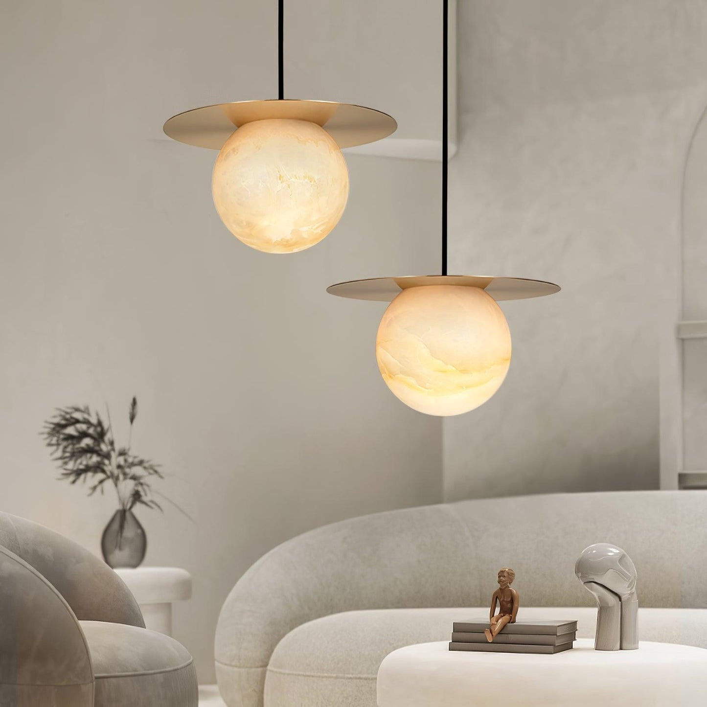 Nyvelyra Sphere Alabaster Pendant Light