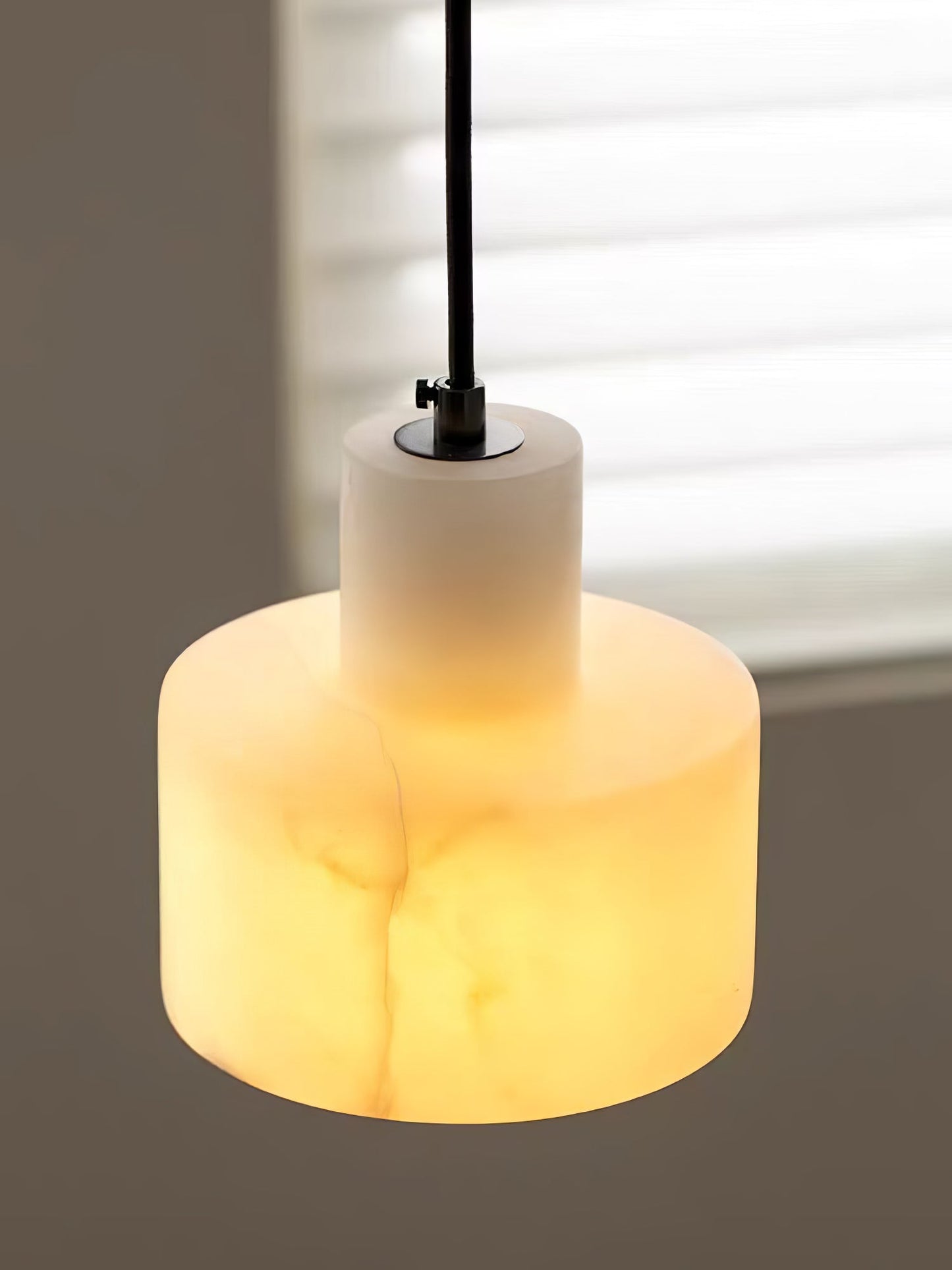 Alabaster Pendant Lgiht Dual Cylindrical