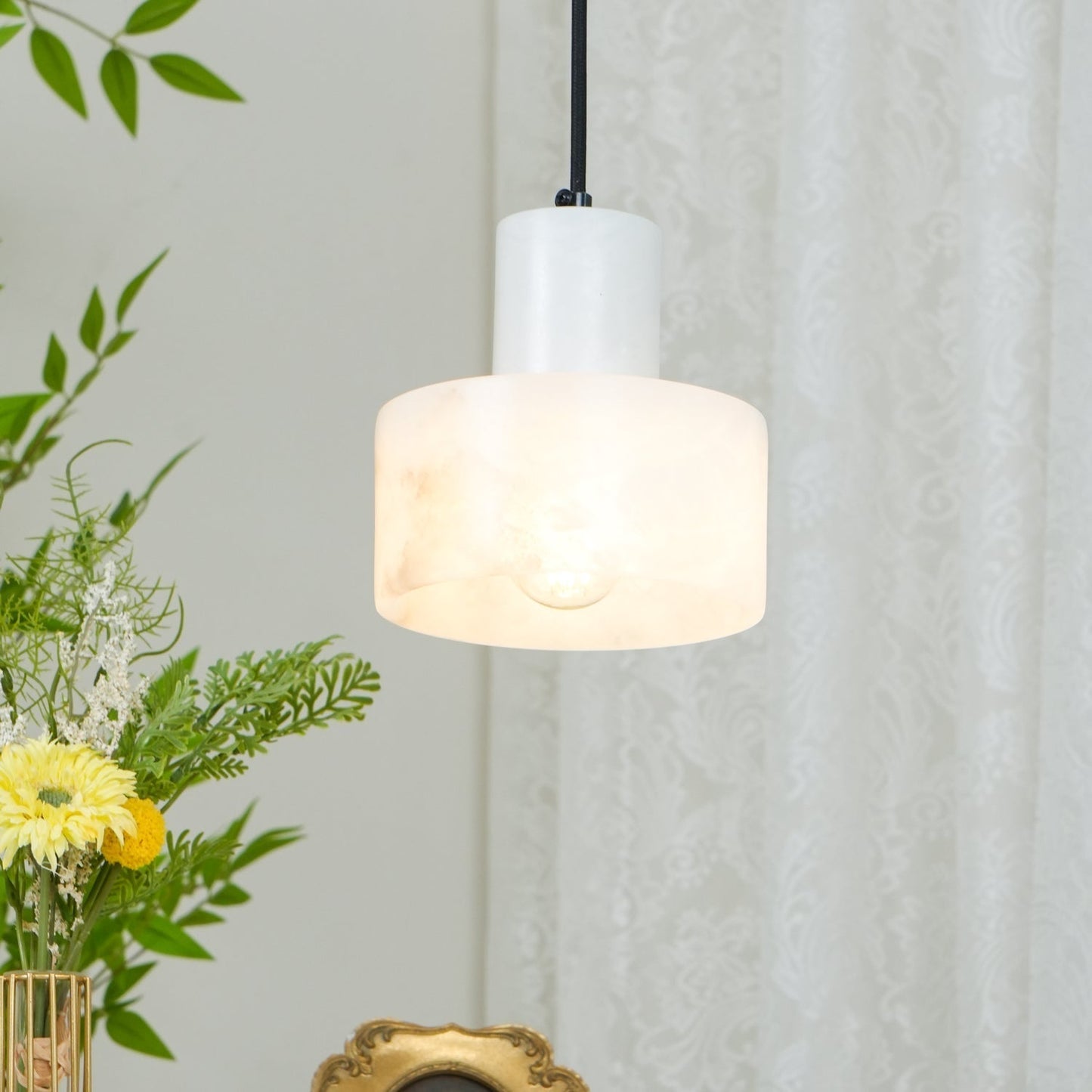 Alabaster Pendant Lgiht Dual Cylindrical