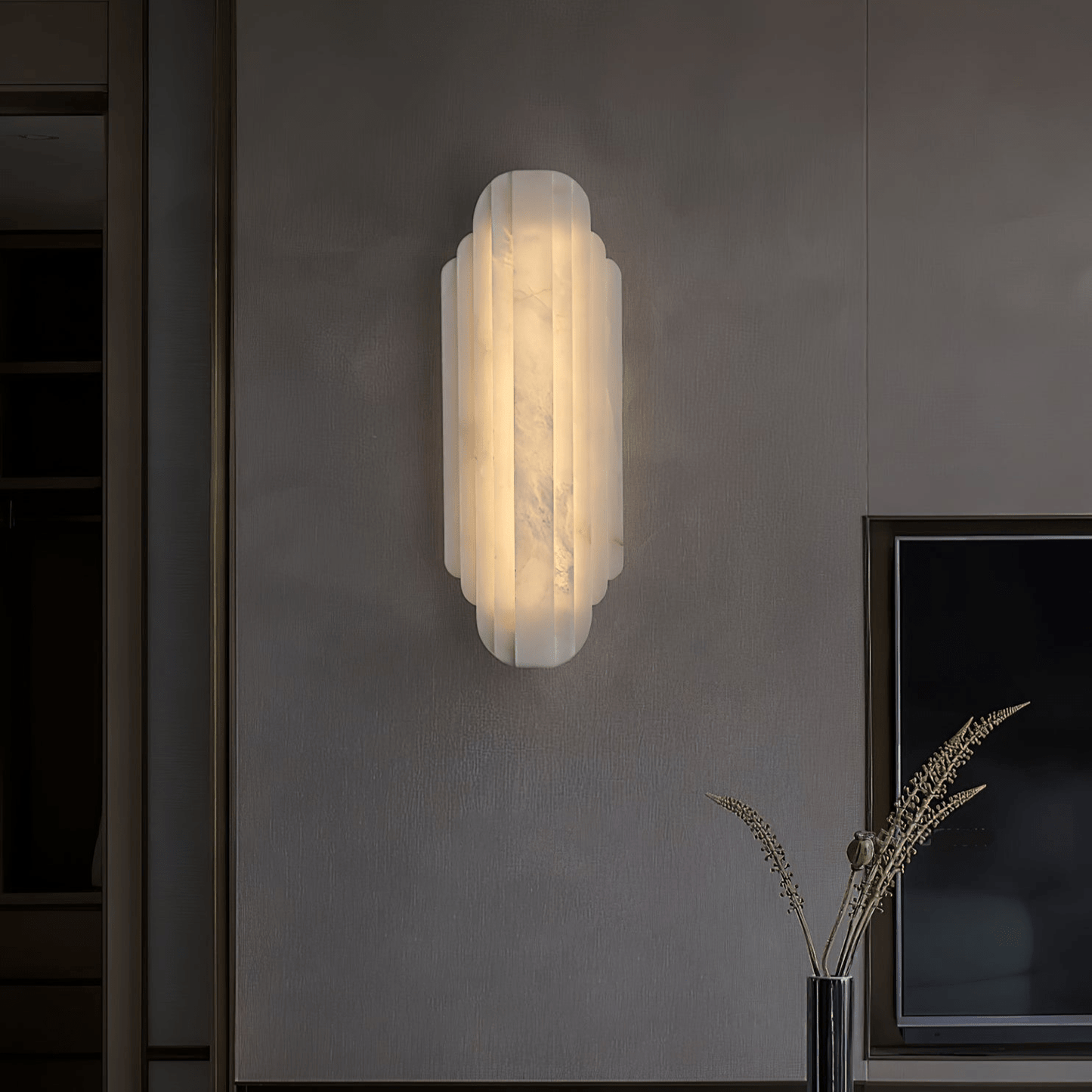 Avthaaris Art Deco Alabaster Wall Light