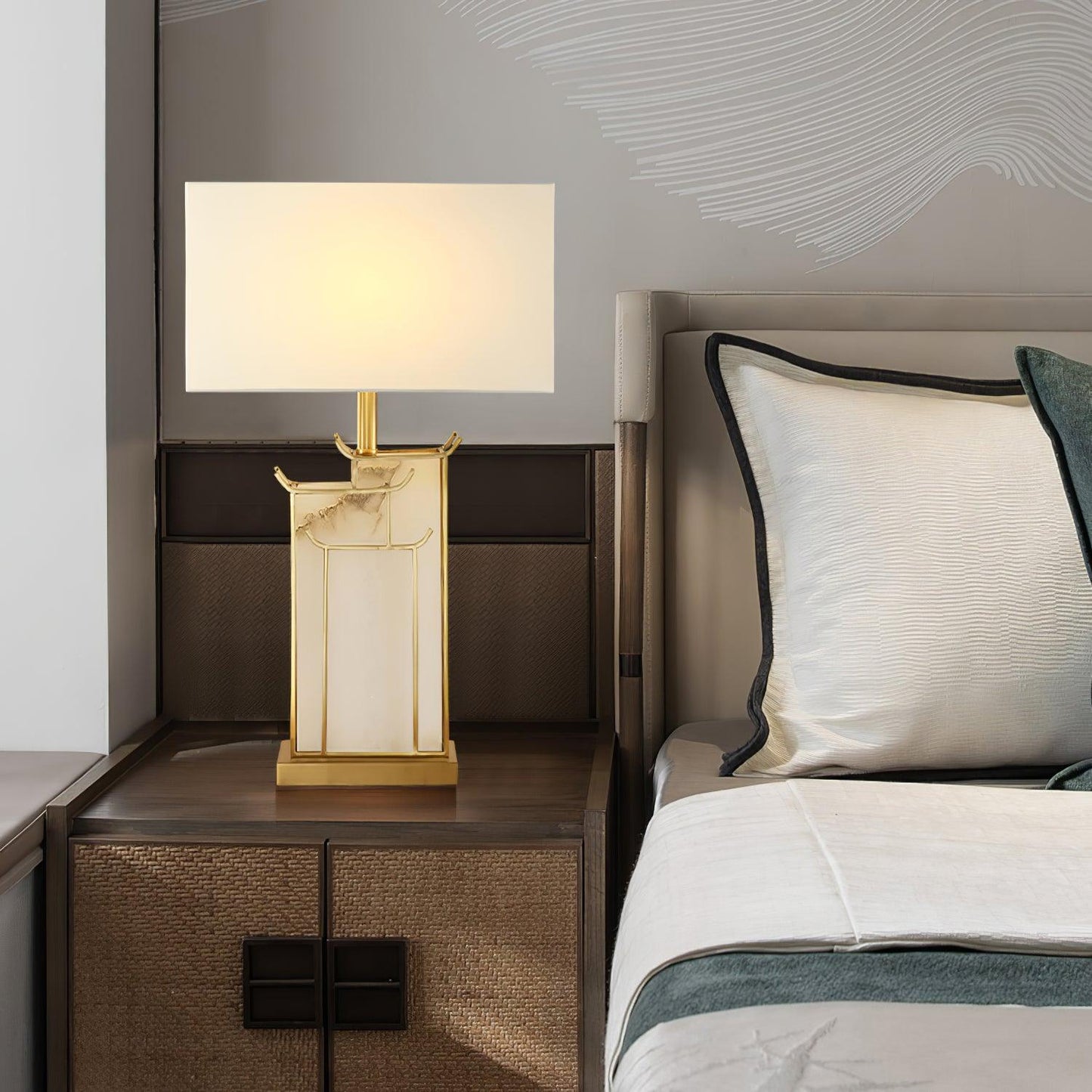 Nysilor Rectangular Glass Table Lamp