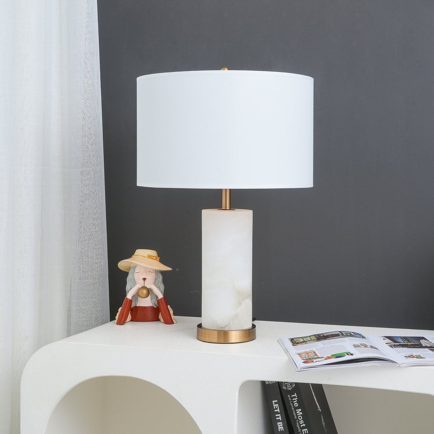 Zosilis Cylindrical Alabaster Table Lamp