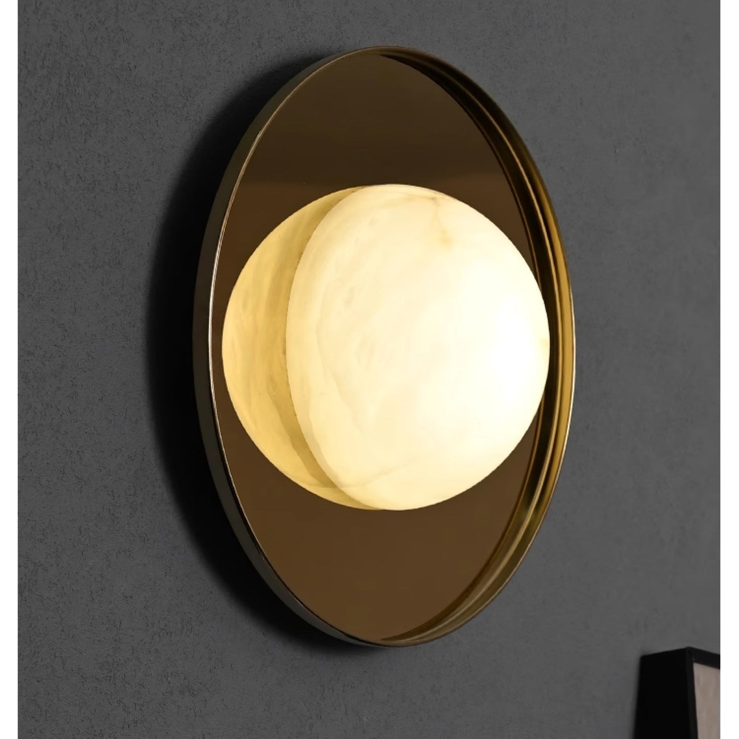 Lyra Modern Alabaster Wall Light