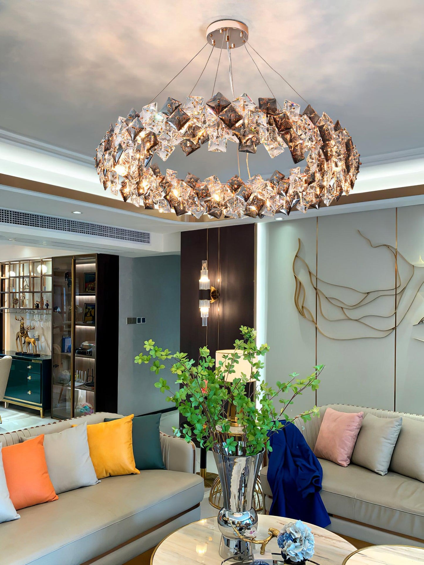 Lustra Chandelier Scale Crystal Round With Gold LED