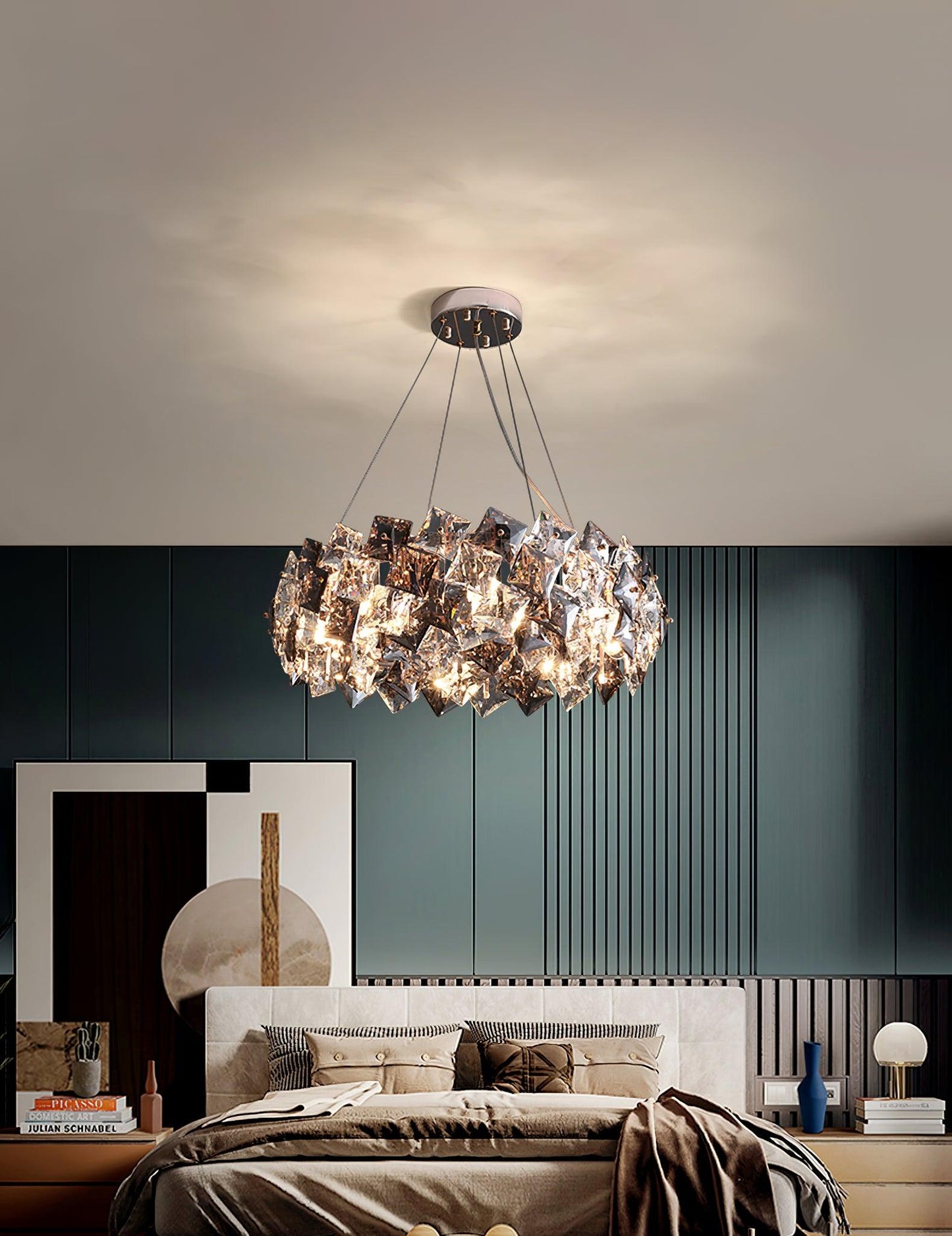 Lustra Chandelier Scale Crystal Round With Gold LED