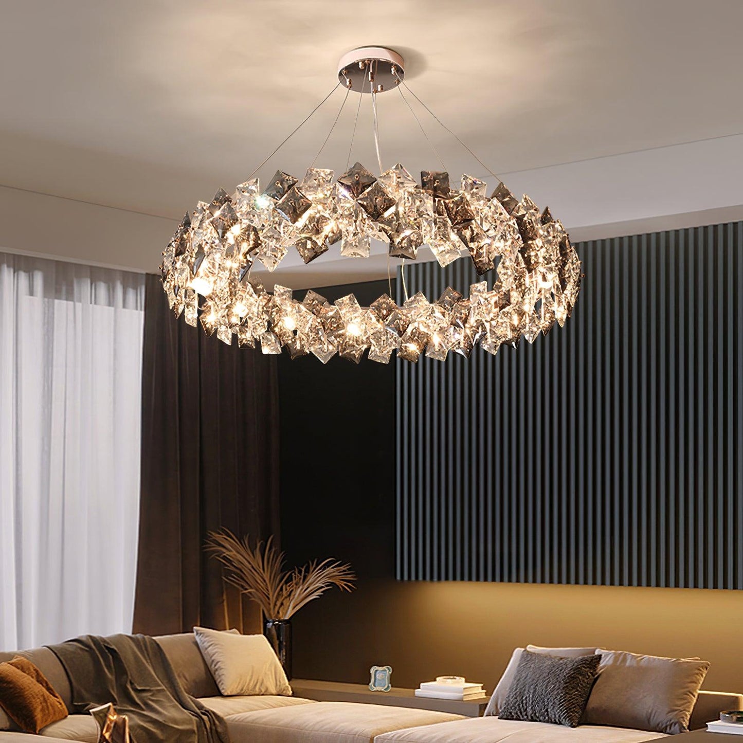Lustra Chandelier Scale Crystal Round With Gold LED