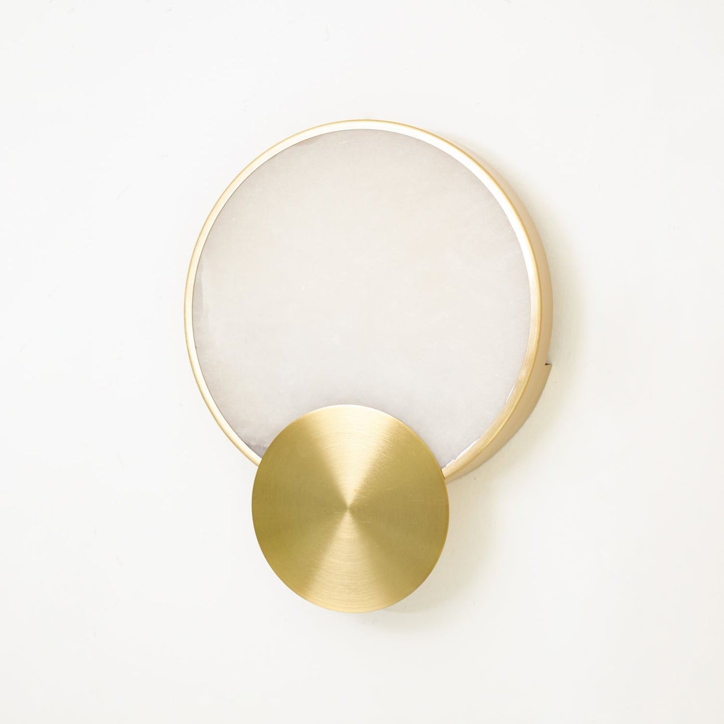 Myvelarae Circular Alabaster Wall Light