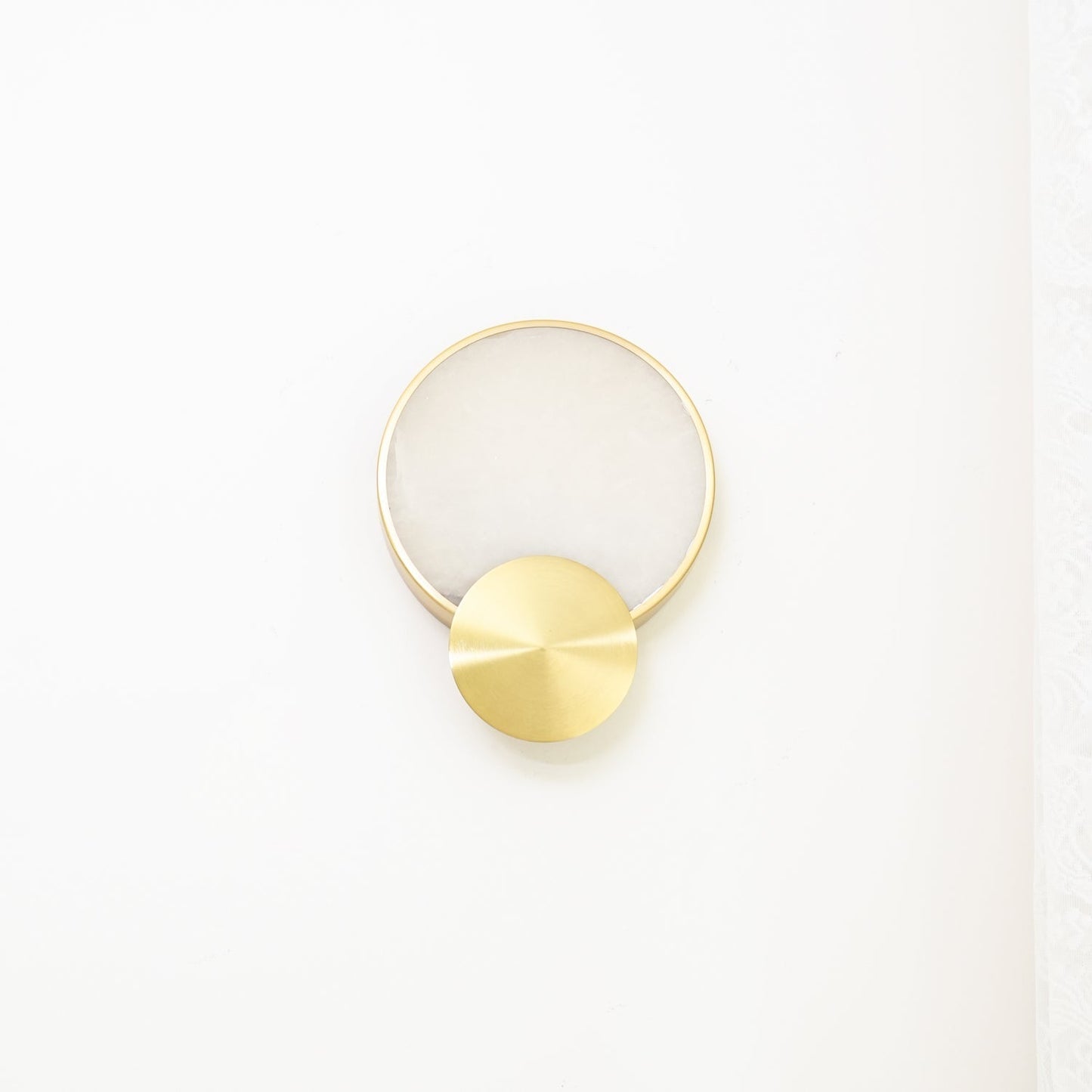Myvelarae Circular Alabaster Wall Light