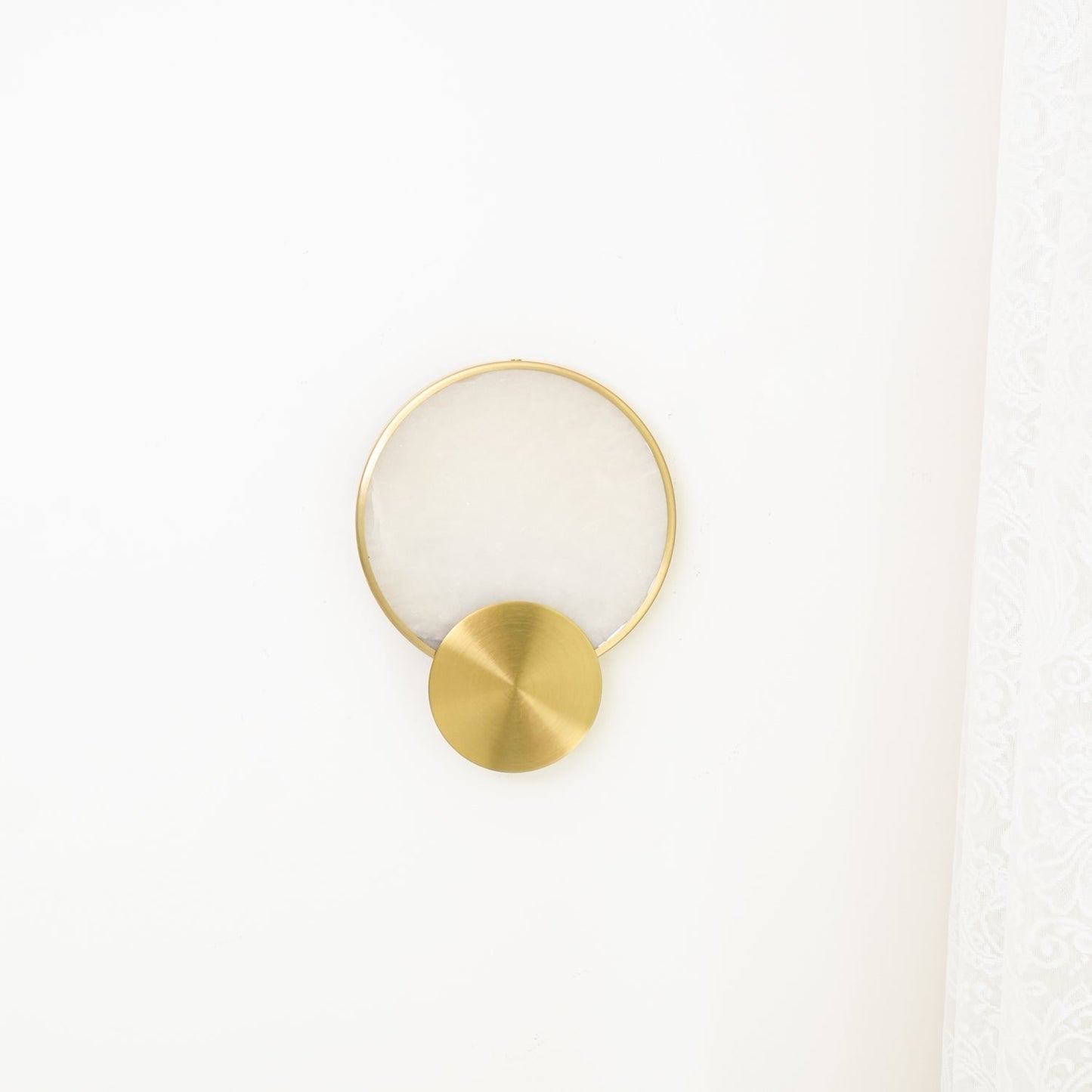Myvelarae Circular Alabaster Wall Light