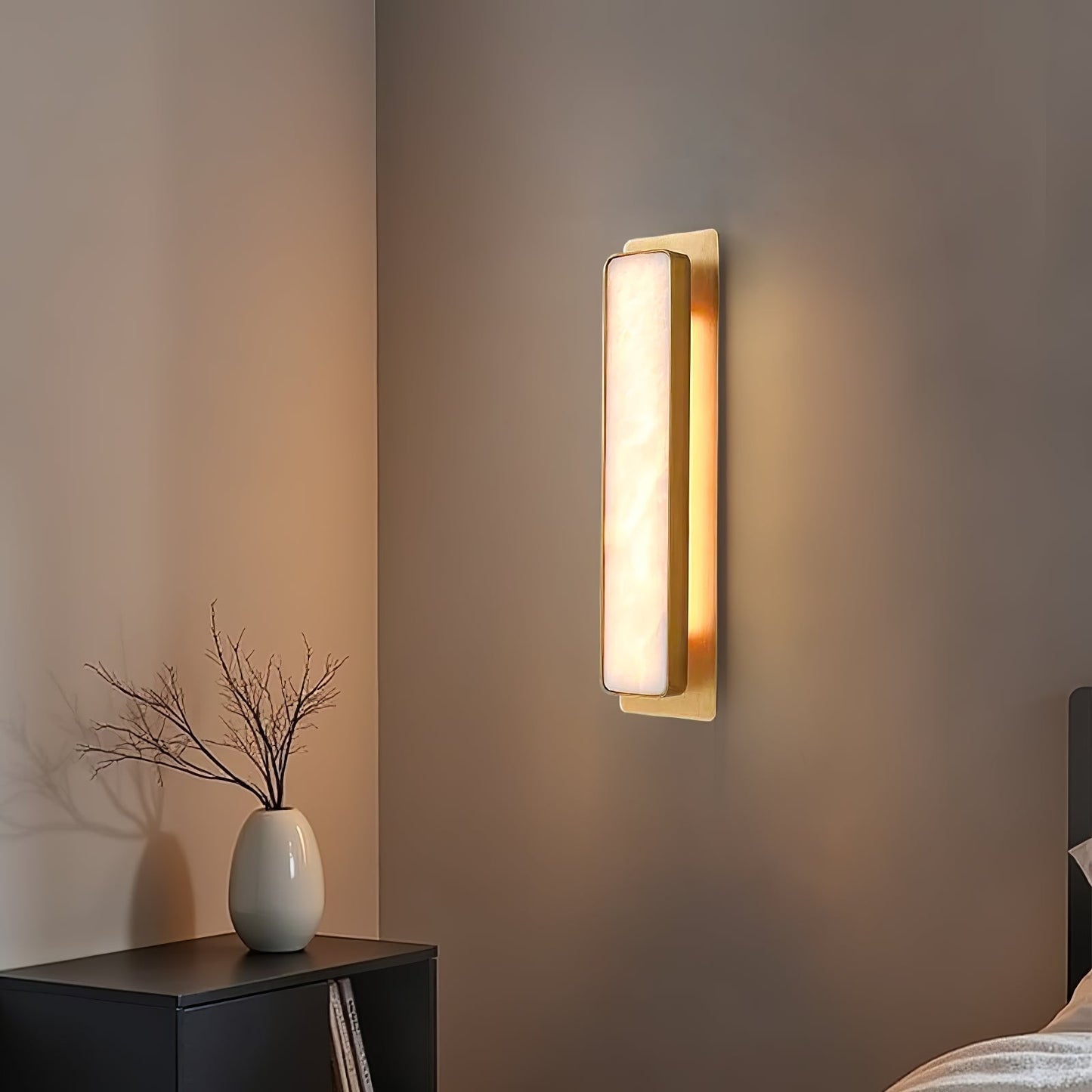 Ollore Linear Alabaster Wall Light