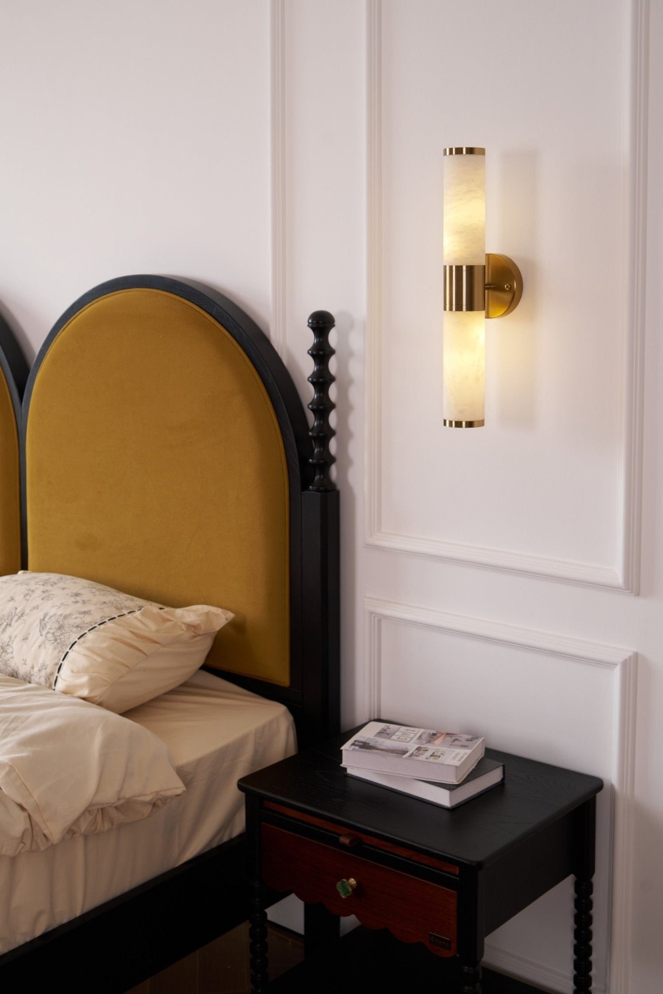 Kaia Minimalist Alabaster Wall Lamp