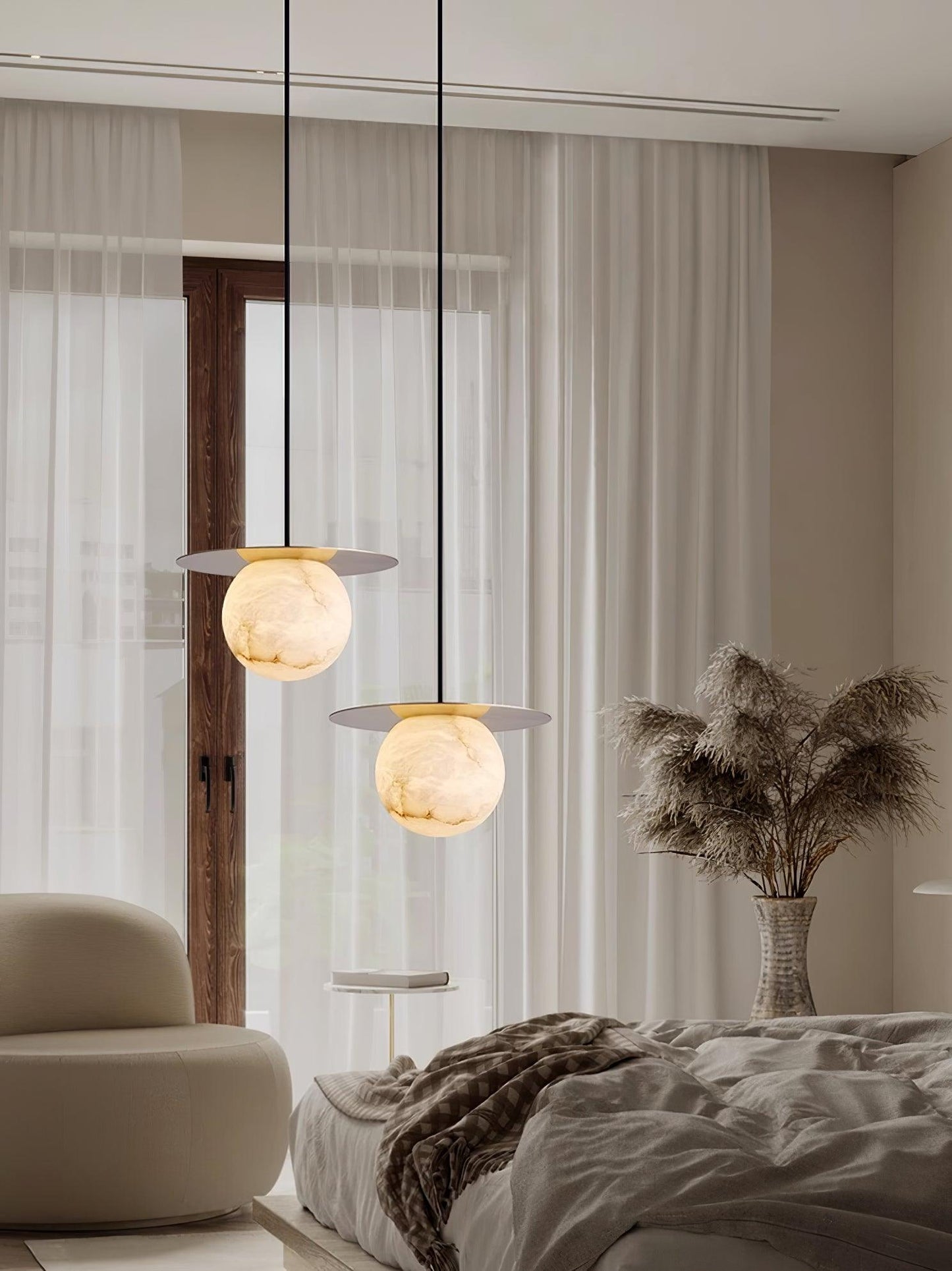 Nyvelyra Sphere Alabaster Pendant Light