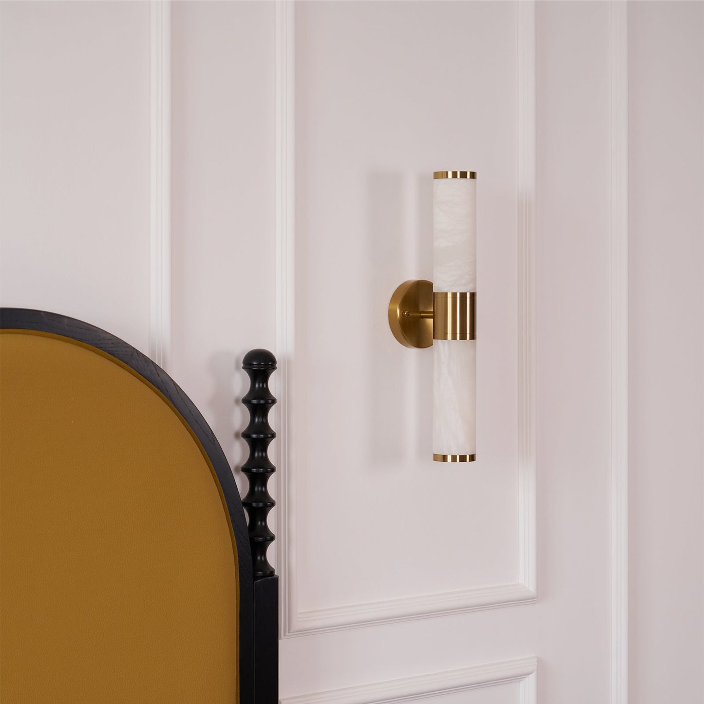 Kaia Minimalist Alabaster Wall Lamp