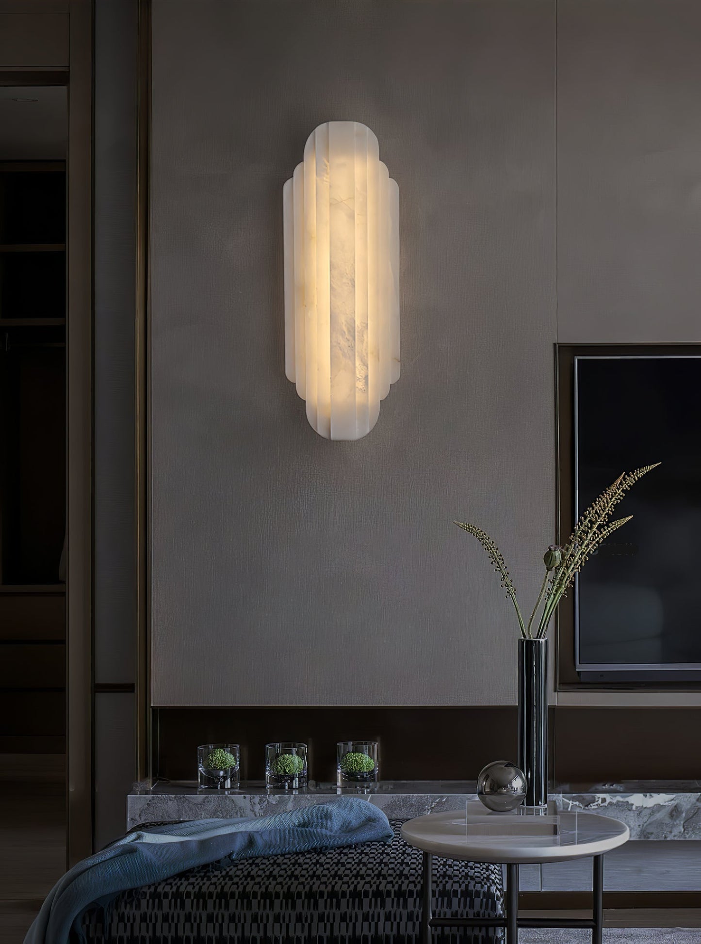 Avthaaris Art Deco Alabaster Wall Light