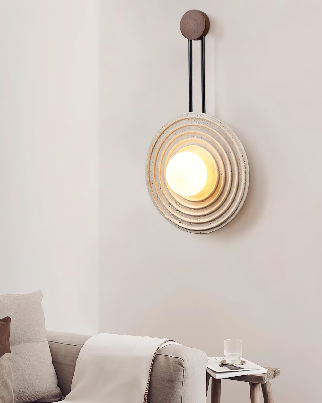 Isoror Spiral-ring Travertine Wall Light