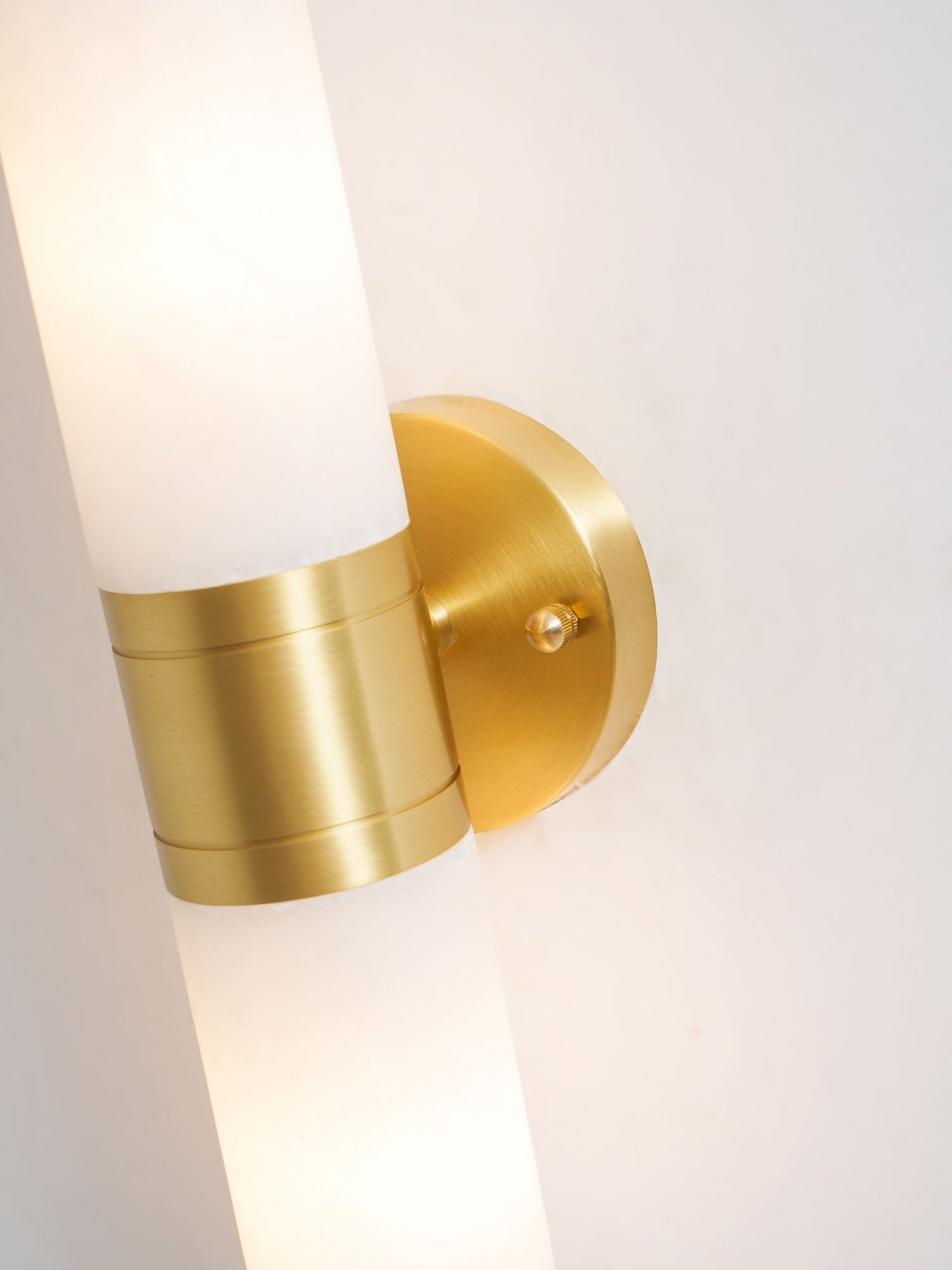 Kaia Minimalist Alabaster Wall Lamp