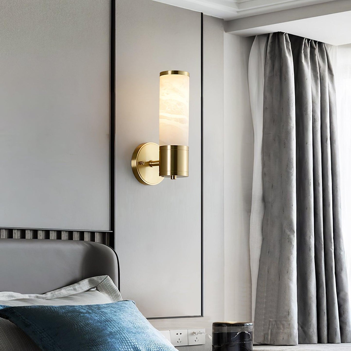 Kaia Minimalist Alabaster Wall Lamp