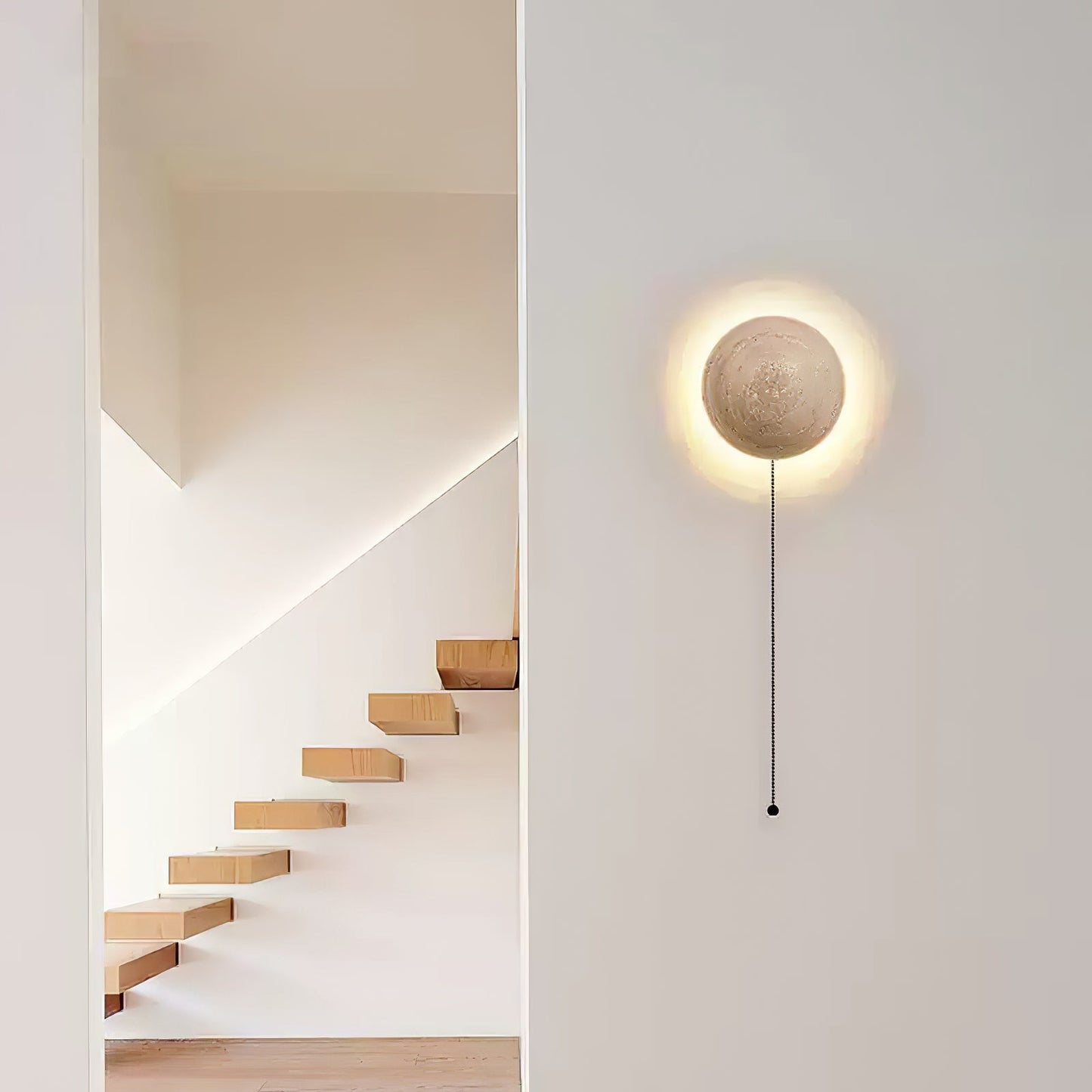 Nyvarion Minimalist Travertine Wall Light