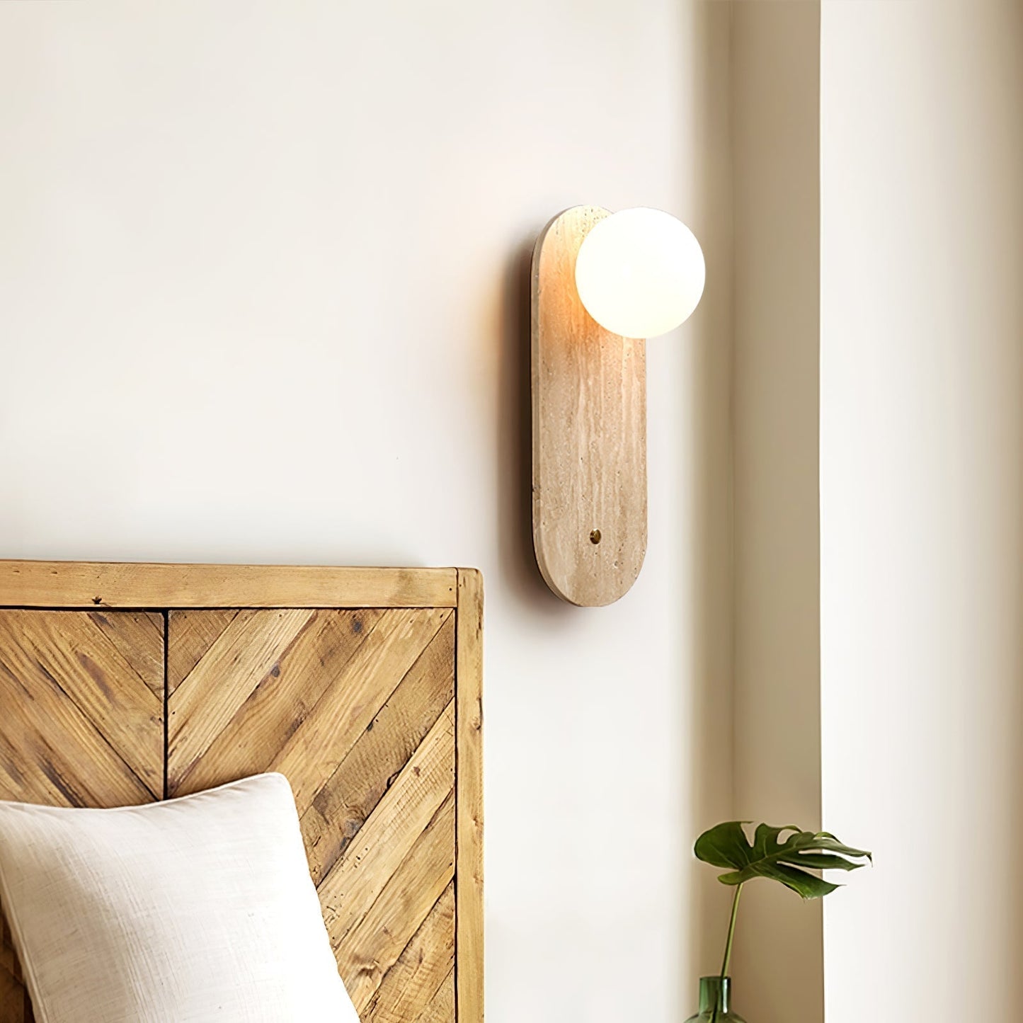 Syloryra Minimalist Travertine Wall Light